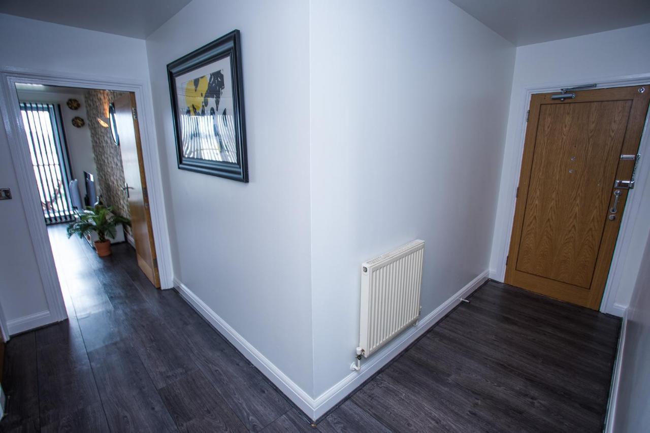 Remarkable 2-bed With Sea View * Londra