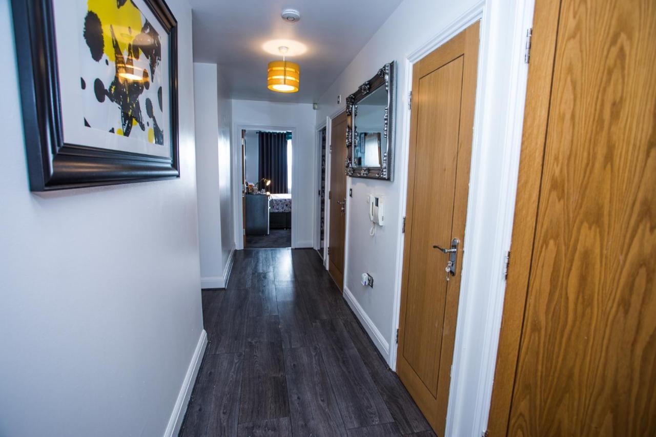 Remarkable 2-bed With Sea View * Londra