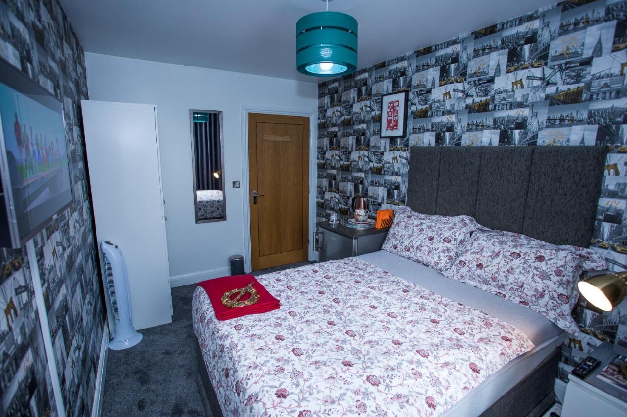 Apartament Remarkable 2-bed With Sea View