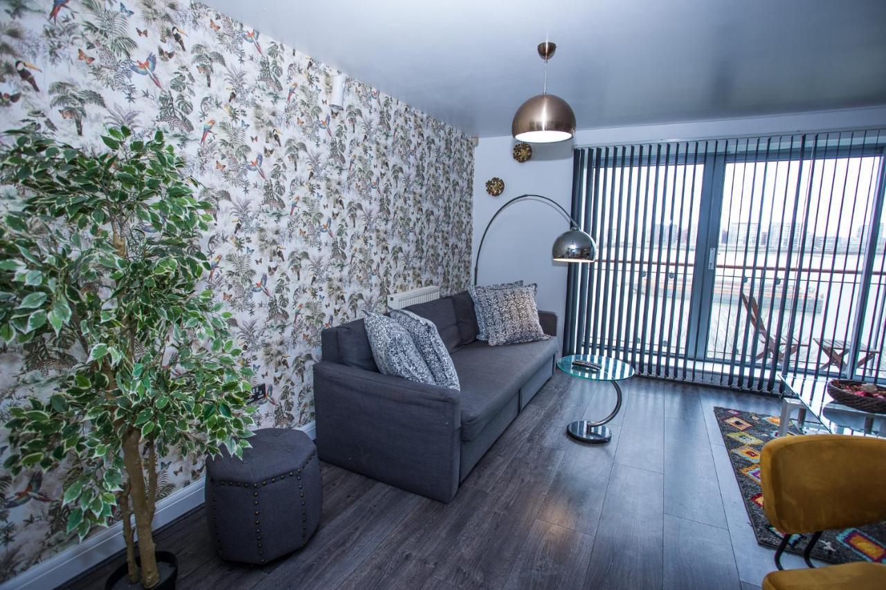 Apartament Remarkable 2-bed With Sea View *